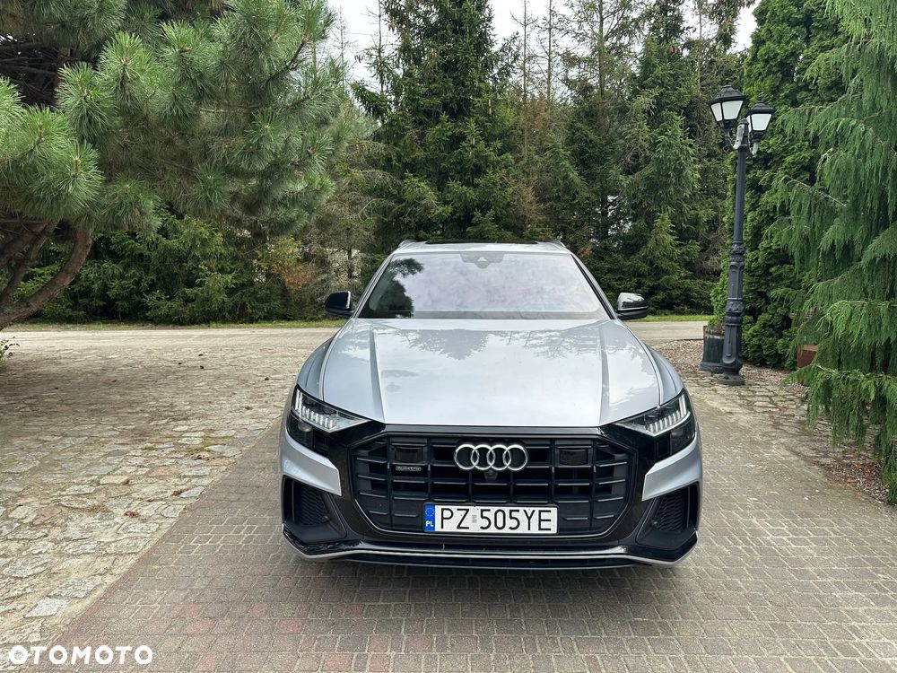 Audi Q8 - 2