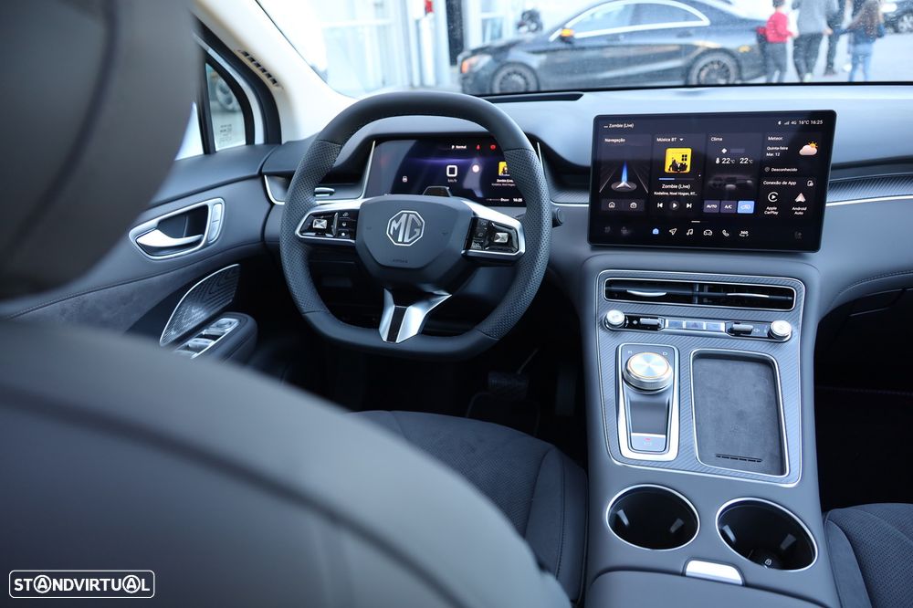 MG MGS6 EV 77 kWh Luxury - 18