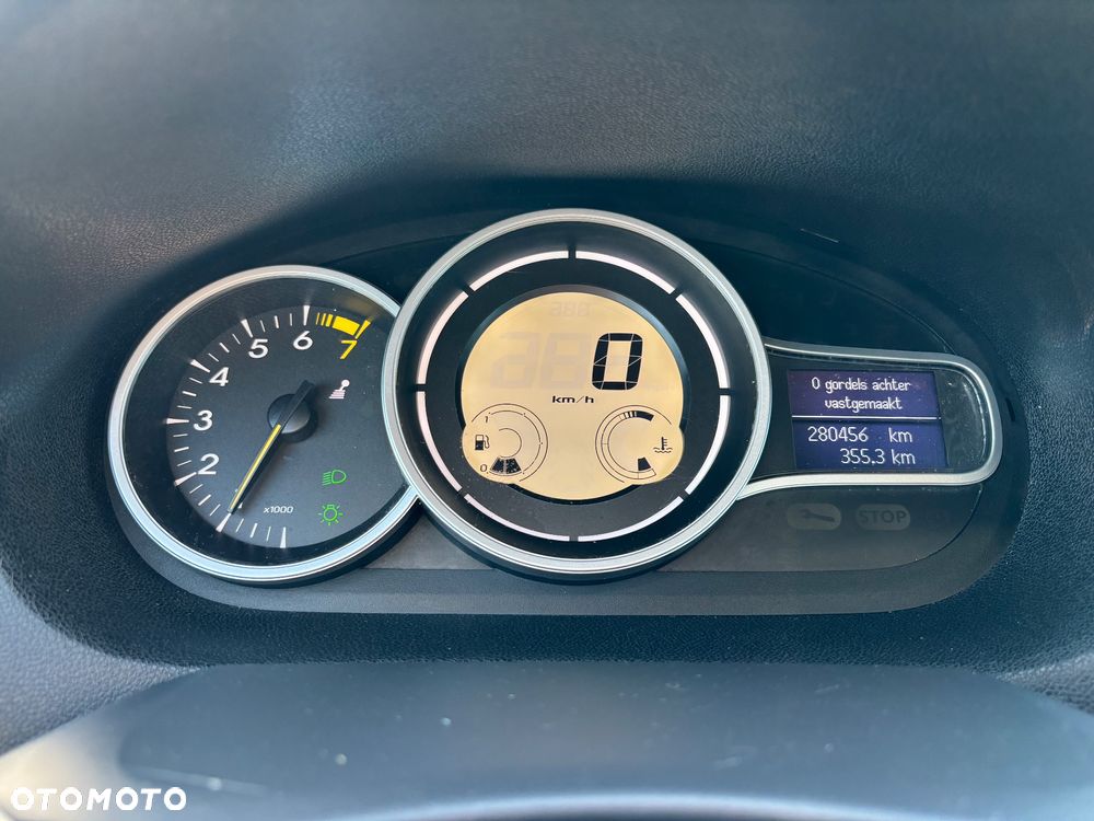 Renault Megane 1.6 16V 110 Paris - 15