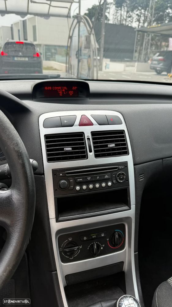 Peugeot 307 1.6 HDi Executive - 8