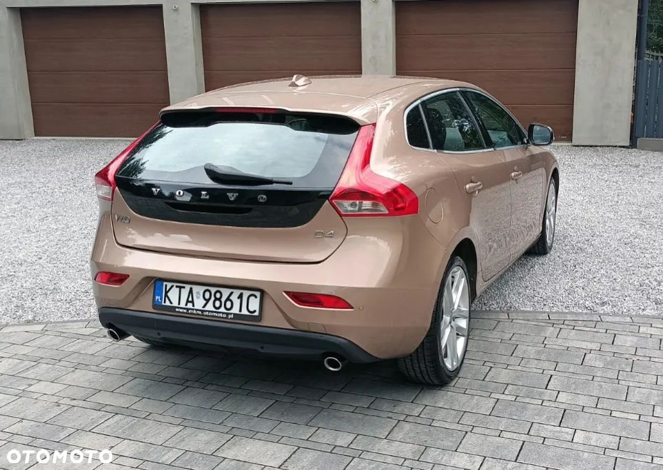 Volvo V40 D4 Summum - 6
