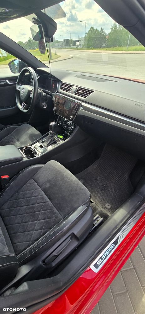 Skoda Superb 2.0 TDI SCR 4x4 Sportline DSG - 6