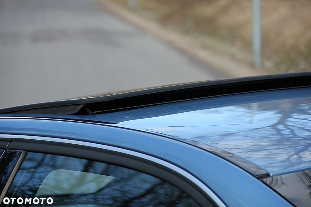 Mercedes-Benz Klasa C 300 7G-TRONIC SPORT EDITION - 16