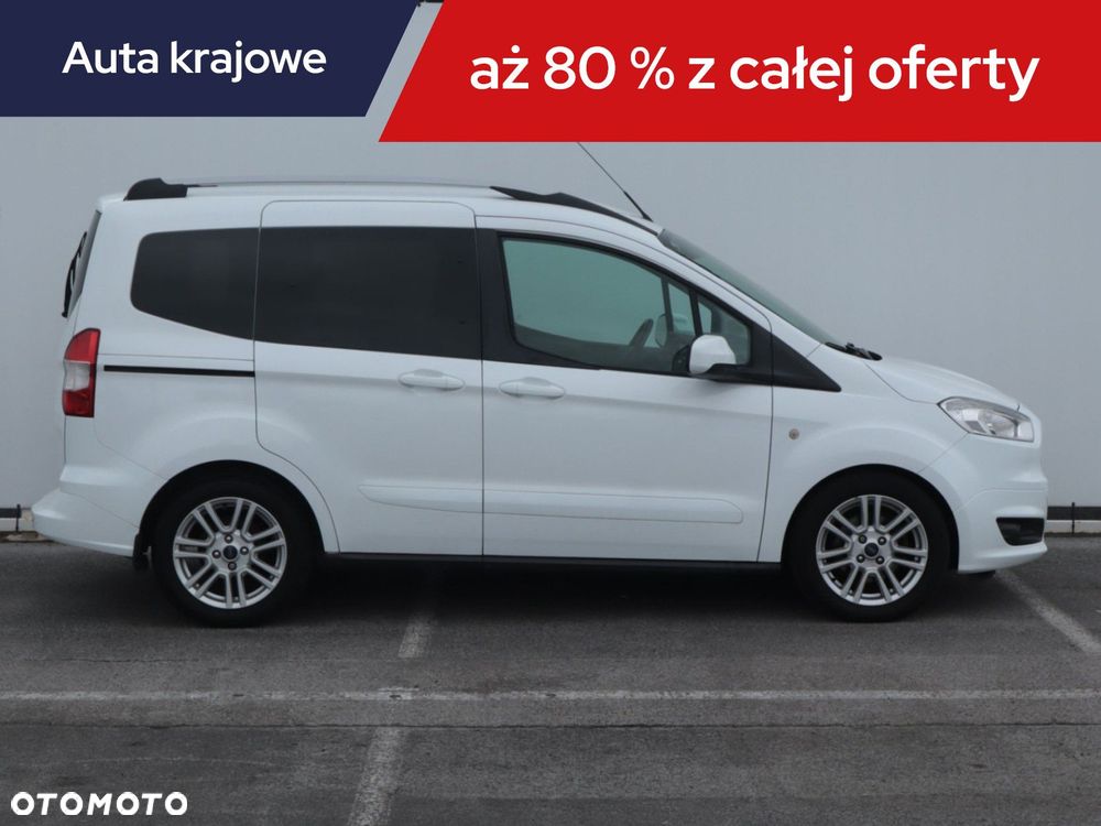 Ford Tourneo Courier - 8