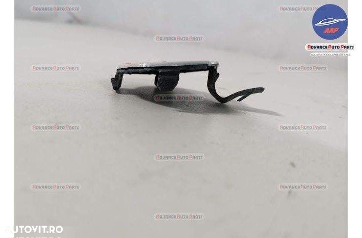 Capac Carlig Bara Fata Dacia Sandero 2 2013 2014 2015 2016 Original In - 2