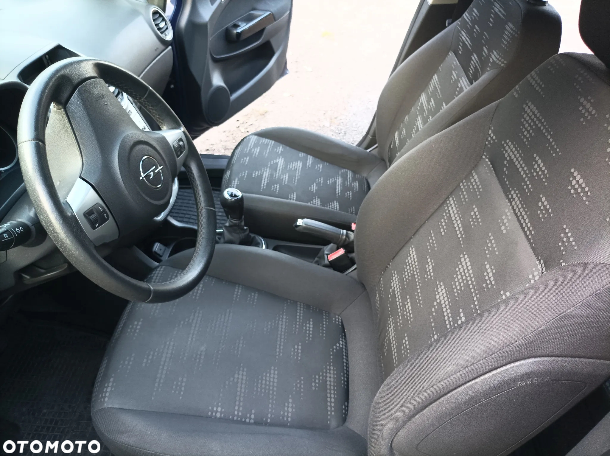 Opel Corsa 1.4 16V Color Elegance - 13