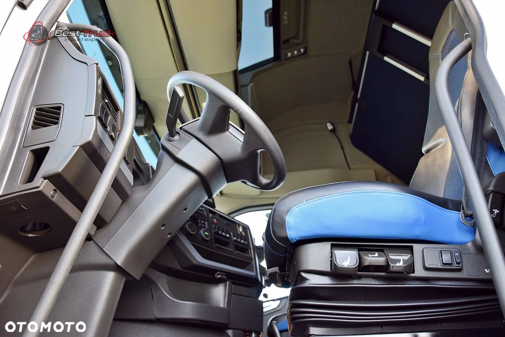 Volvo FH 500 XL |  FULL LED | I-PARK COOL |  ZBIORNIKI 1175 L |  I-SAVE  |  STANDARD - 26
