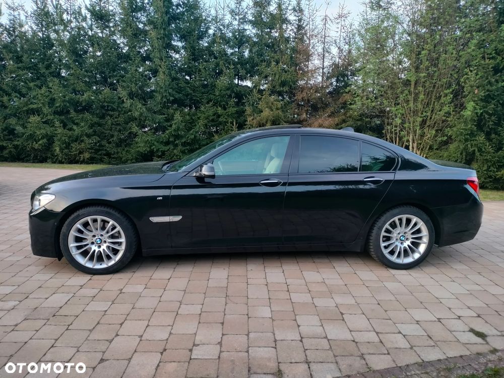 BMW Seria 7 740d - 10