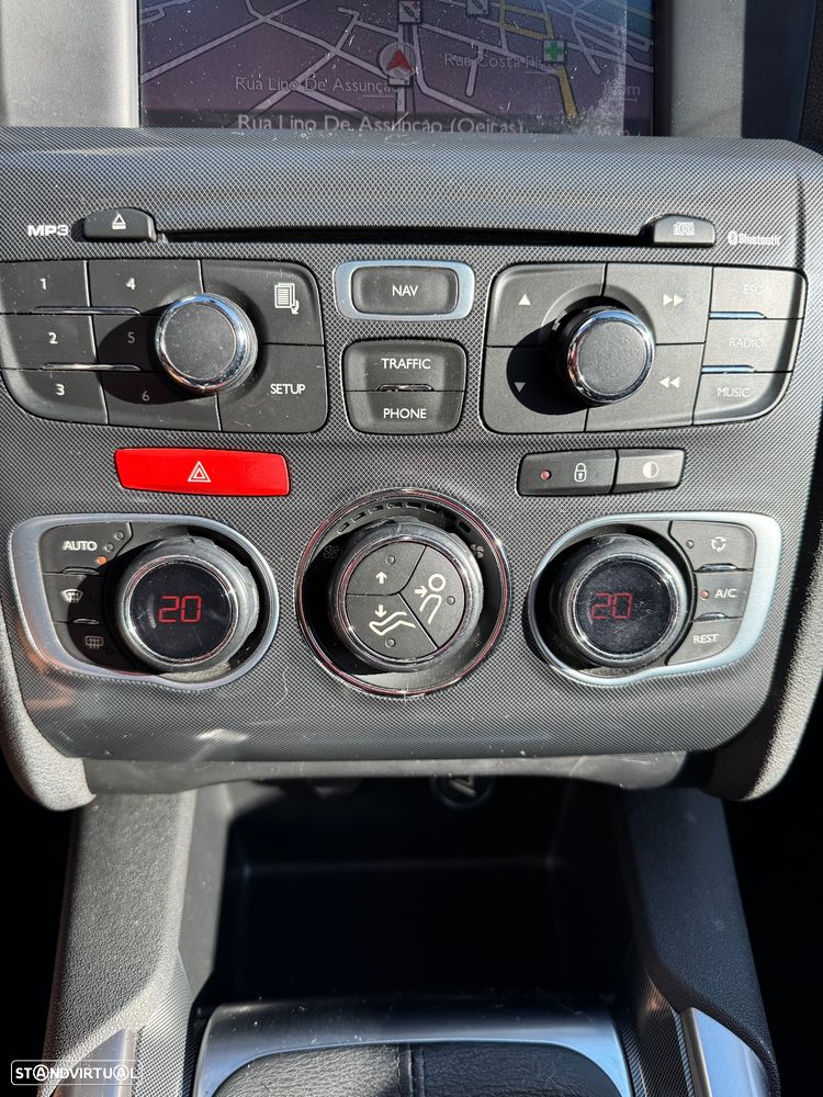 Citroën C4 2.0 HDi Exclusive J17 - 5