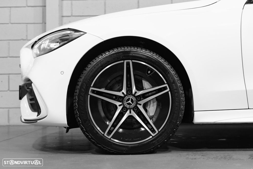 Mercedes-Benz C 300 e AMG Line - 18