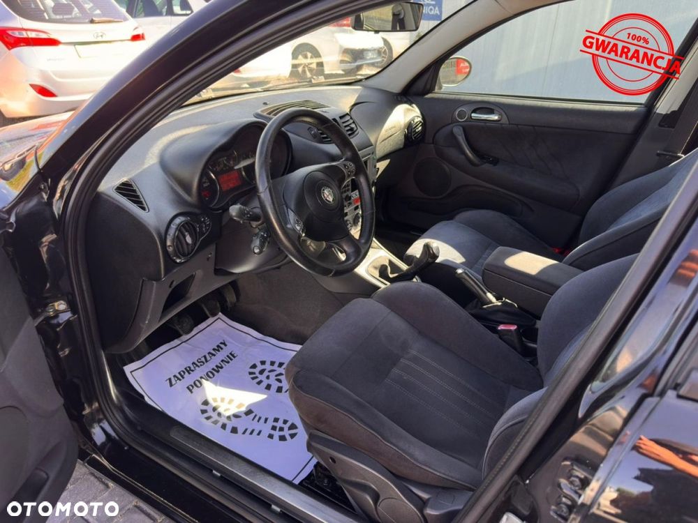 Alfa Romeo 147 - 19