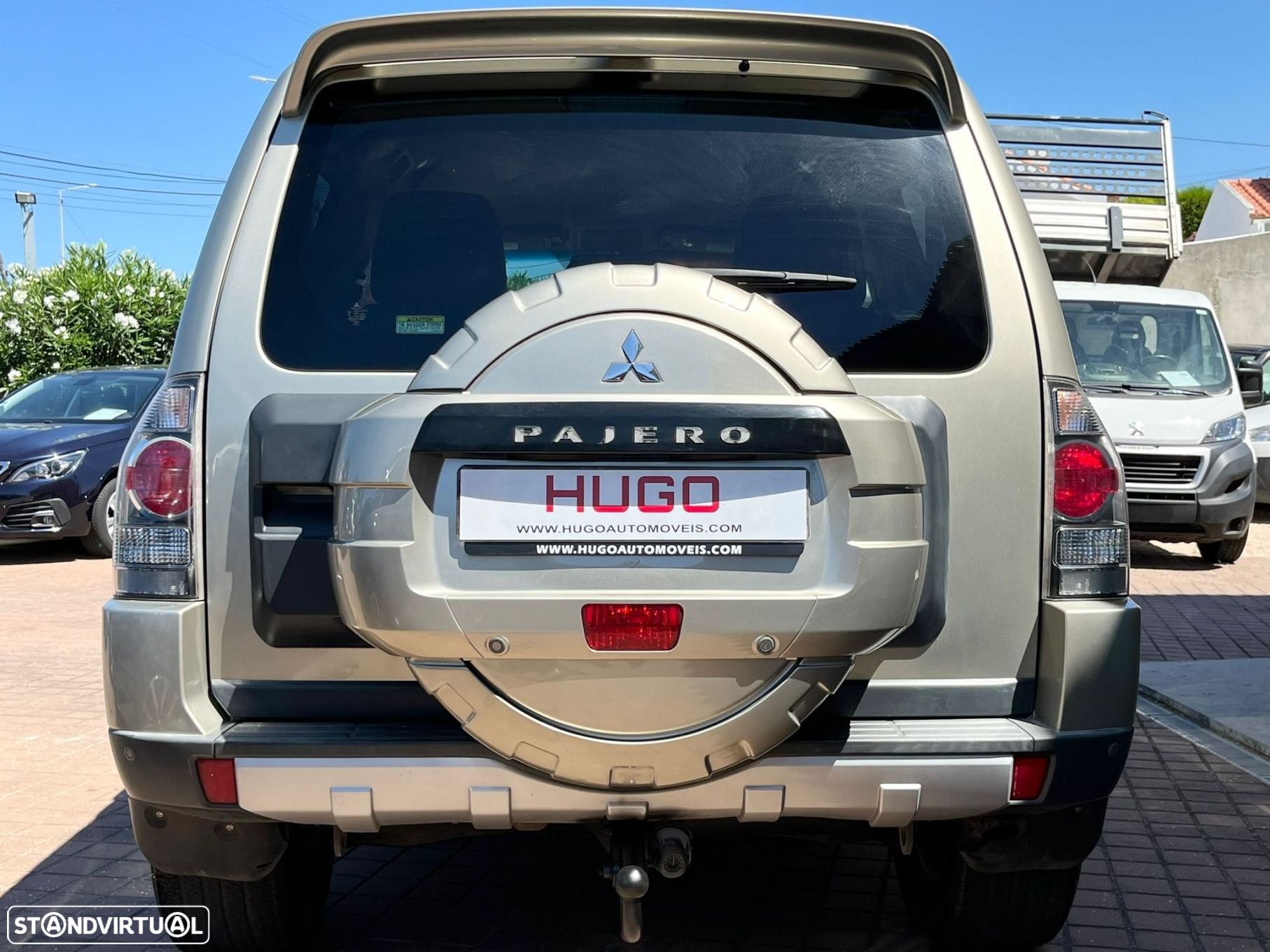 Mitsubishi Pajero - 9