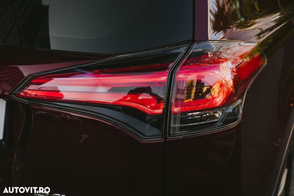 TOYOTA RAV4 2017 — imagine 19
