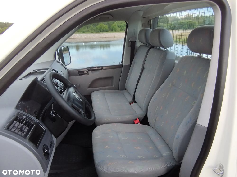 Volkswagen Transporter T5 - 11