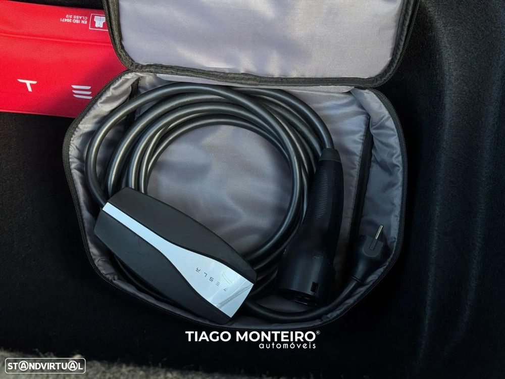 Tesla Model Y Tração Traseira - 50