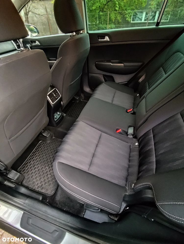 Kia Sportage 1.6 CRDI M 2WD DCT - 10