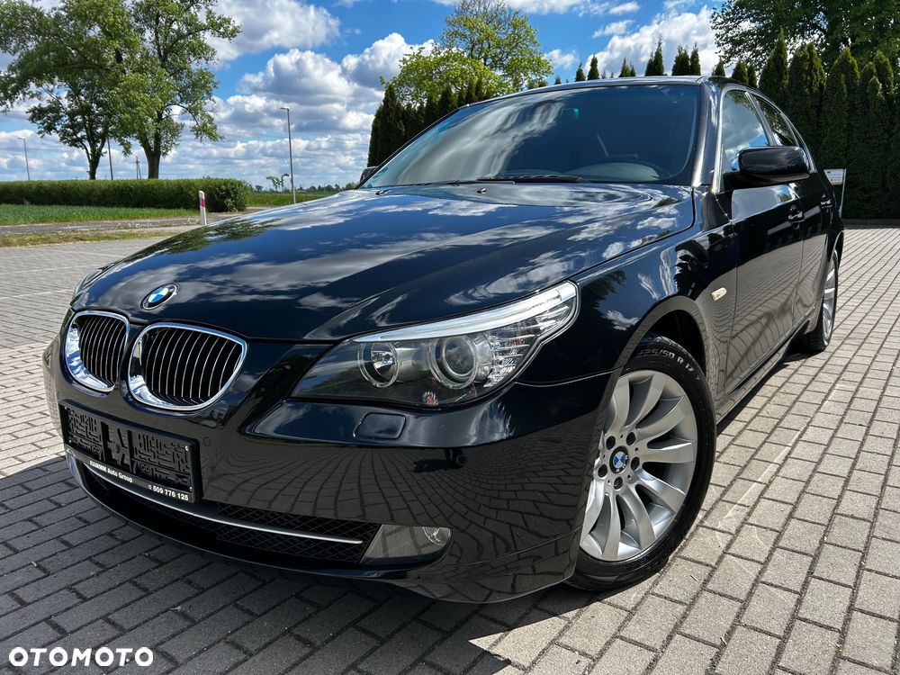 BMW Seria 5 523i Edition Lifestyle - 2