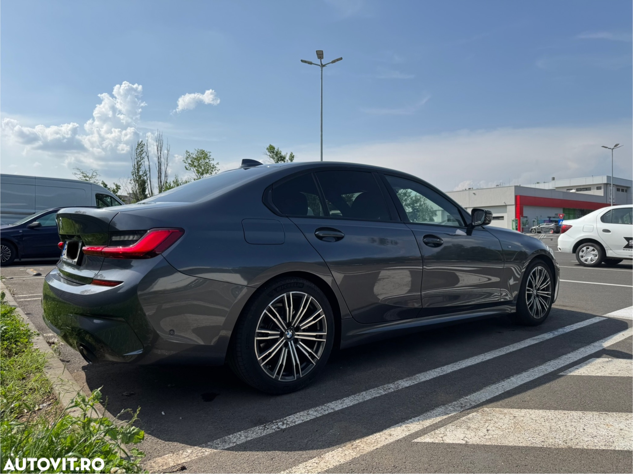 BMW Seria 3 320d xDrive AT M Sport - 3