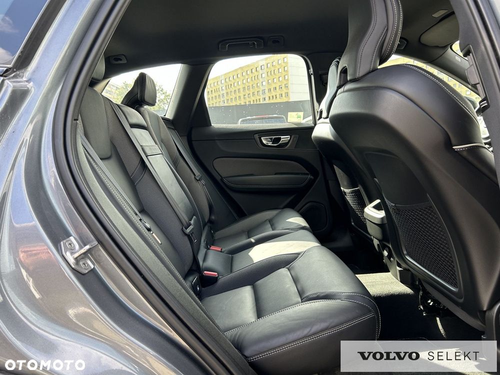 Volvo XC 60 - 21