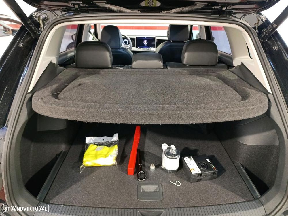 VW Tiguan 2.0 TDI Urban DSG - 11