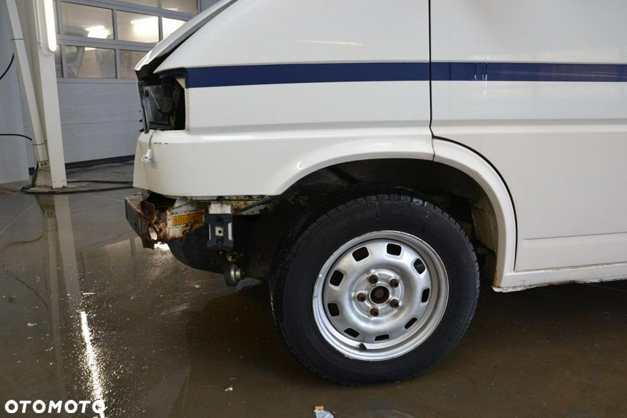 Volkswagen Transporter - 13