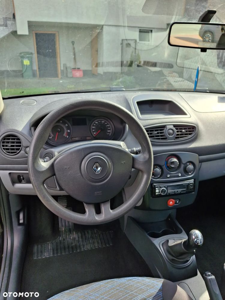 Renault Clio - 5