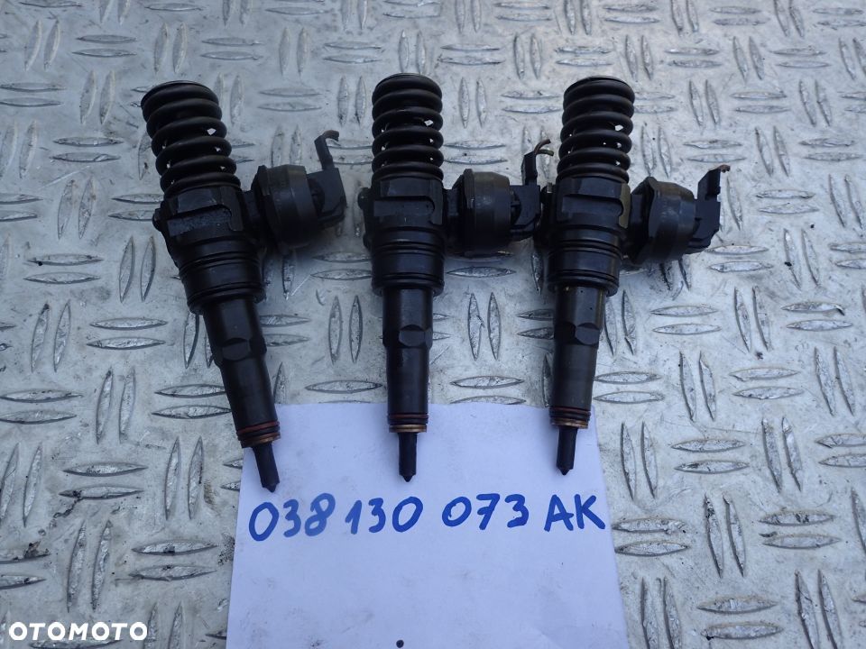 POMPOWTRYSK 1.9 TDI 1.9 TDI 115KM AUY 038130073AK RADOM - 1