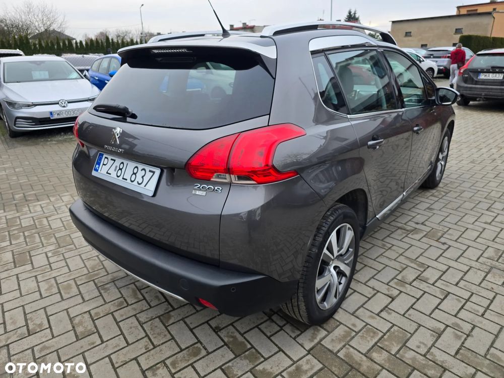Peugeot 2008 - 4
