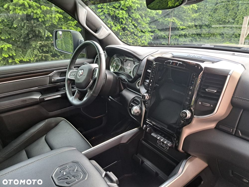 RAM 1500 5.7 Crew Cab Laramie - 10