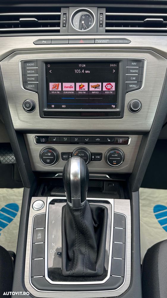 Volkswagen Passat 2.0 TDI SCR DSG - 10