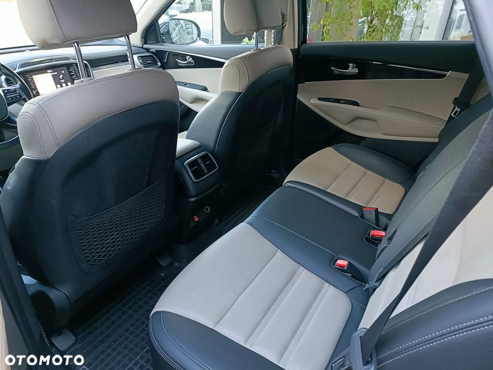 Kia Sorento 2.0 CRDI L - 25