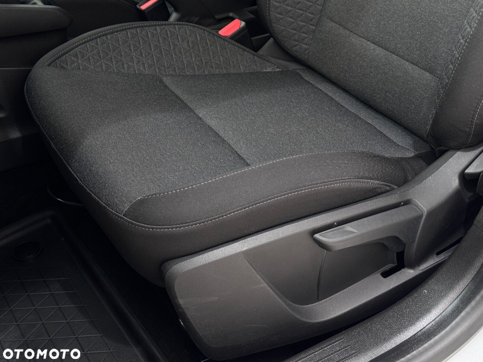 Renault Clio 1.0 TCe Equilibre - 11