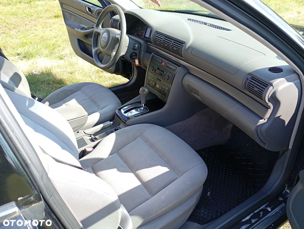 Audi A4 Avant - 11