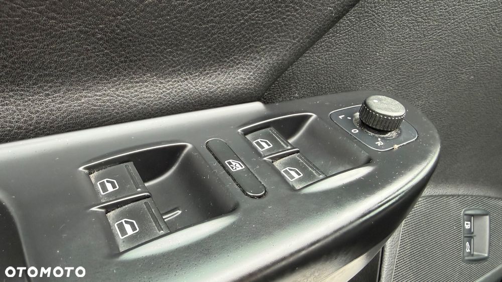 Volkswagen Passat - 23