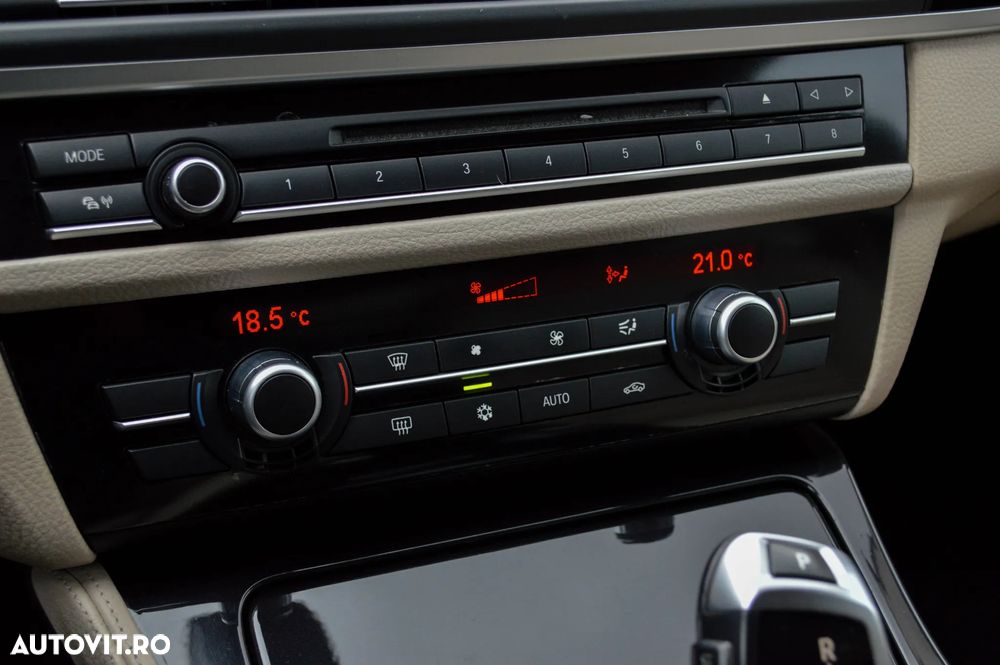 BMW Seria 5 520d Aut. BluePerformance - 31