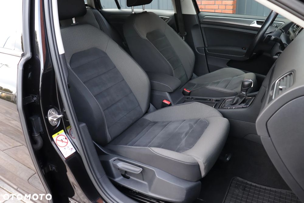 Volkswagen Golf Variant 2.0 TDI (BlueMotion Technology) DSG Highline - 34