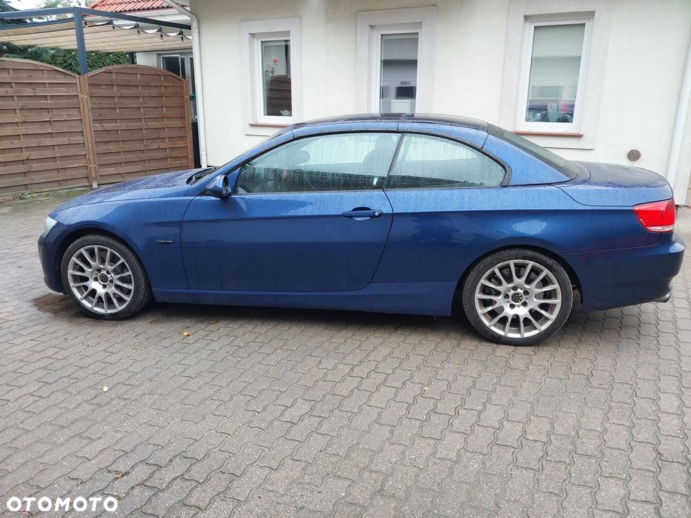 BMW Seria 3 330i - 2