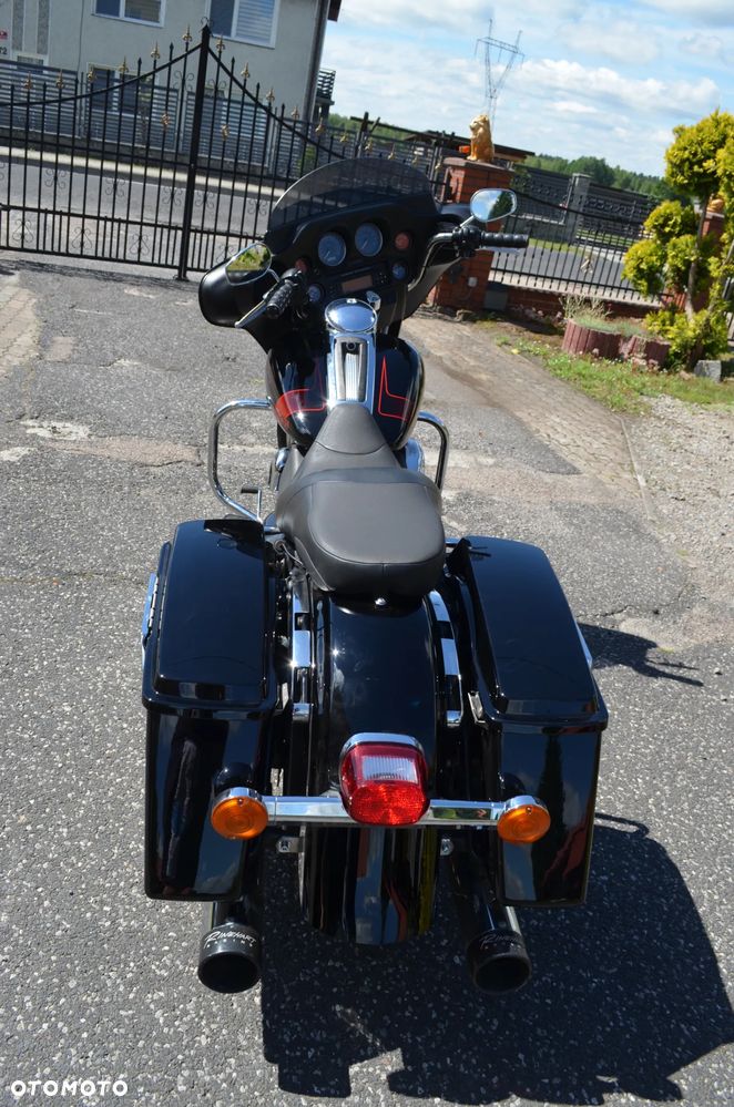 Harley-Davidson Touring Road King - 28
