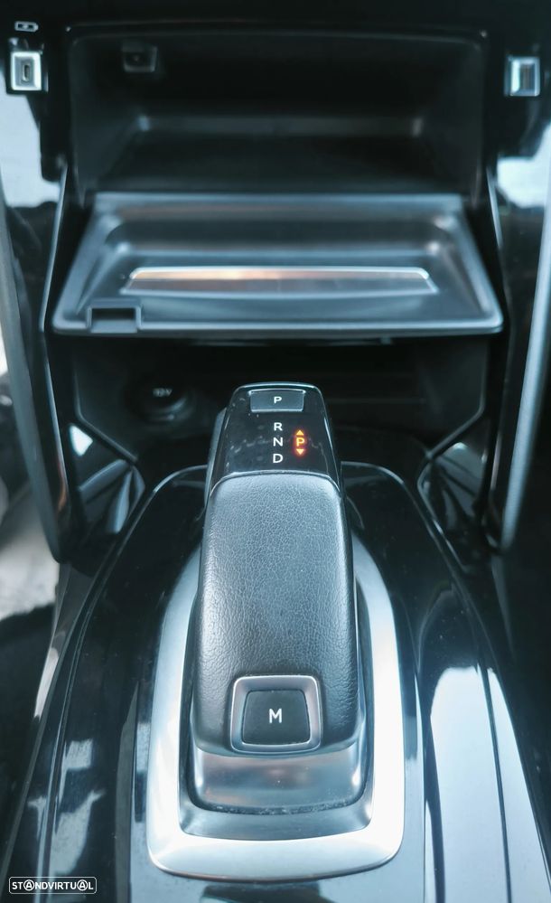 Peugeot 2008 1.2 PureTech GT Line EAT8 - 9