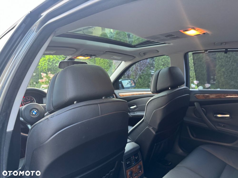 BMW Seria 5 - 36