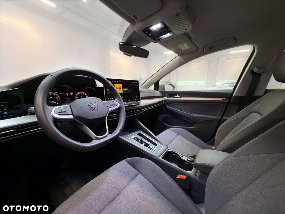 Volkswagen Golf 1.5 eTSI mHEV Life DSG - 20