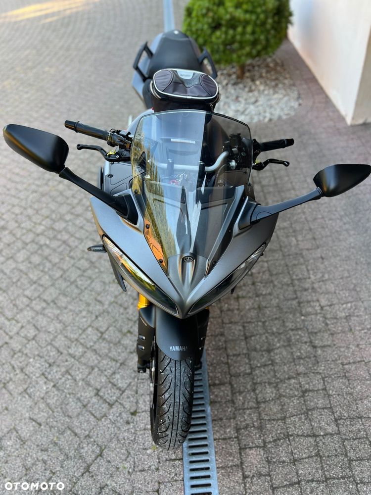 Yamaha FZ8 - 13