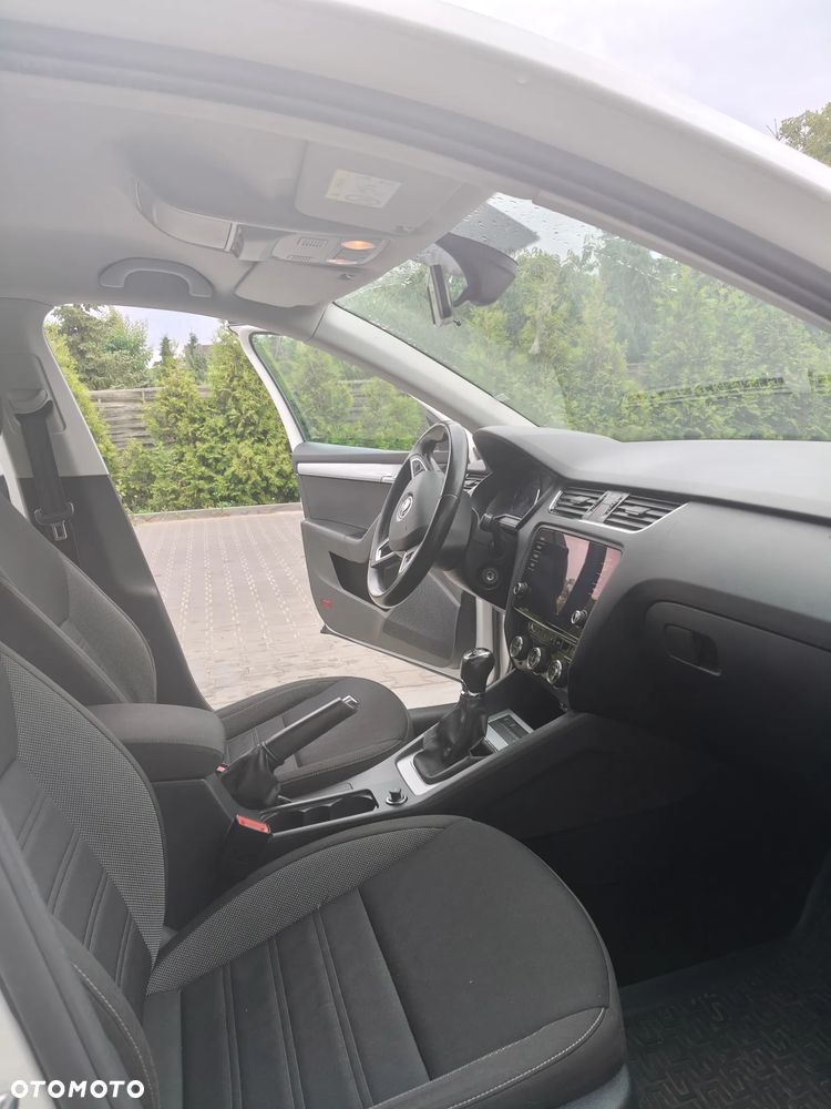 Skoda Octavia 1.6 TDI Ambition - 8