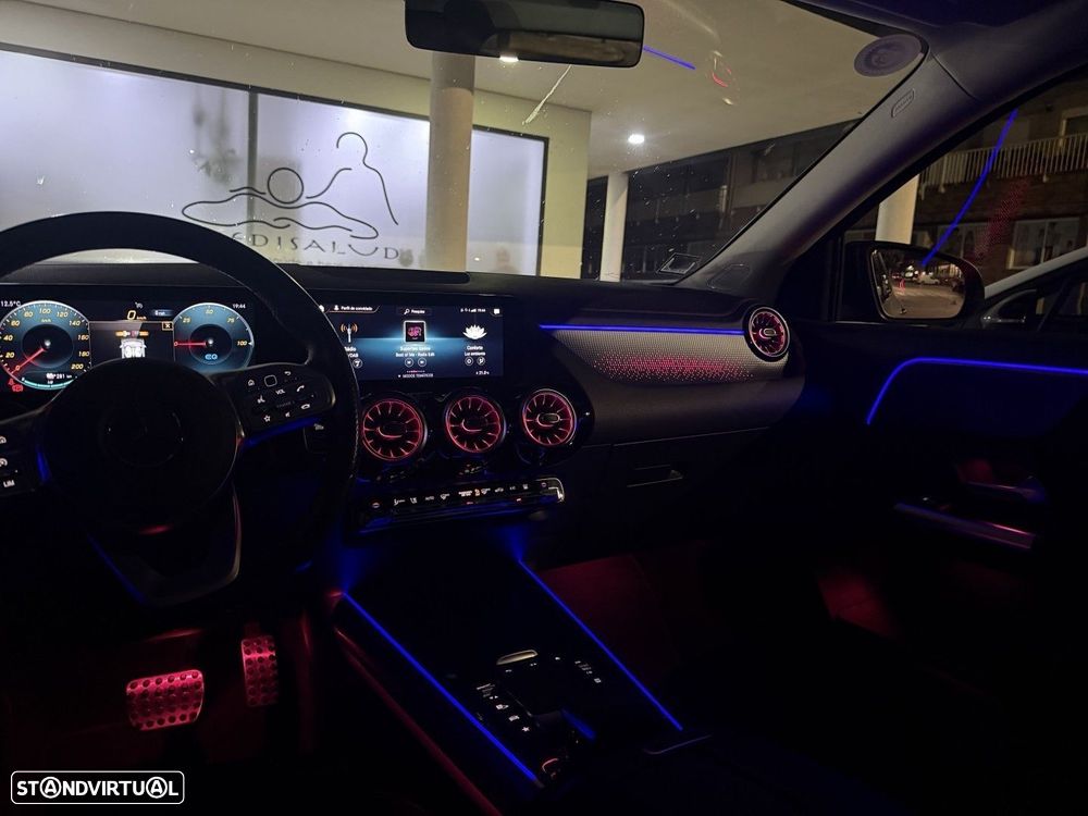 Mercedes-Benz EQA 250+ AMG Line - 11