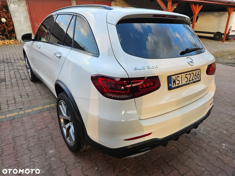 Mercedes-Benz GLC - 4