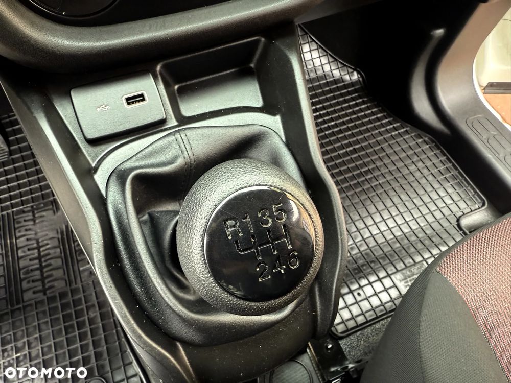 Fiat Doblo - 17