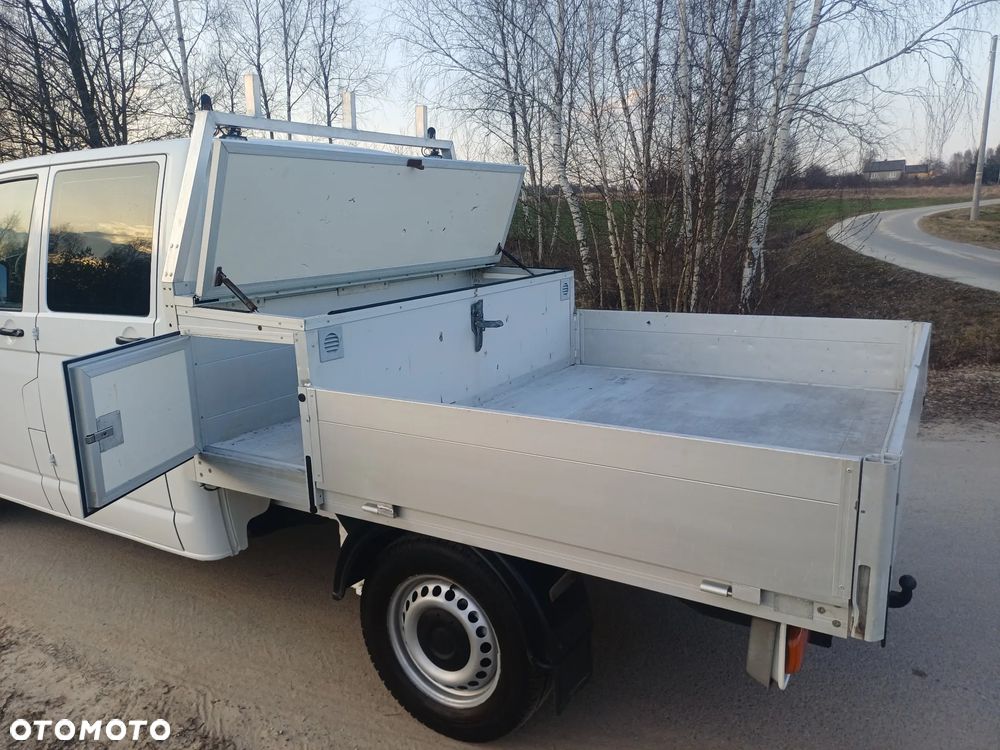 Volkswagen Transporter - 24