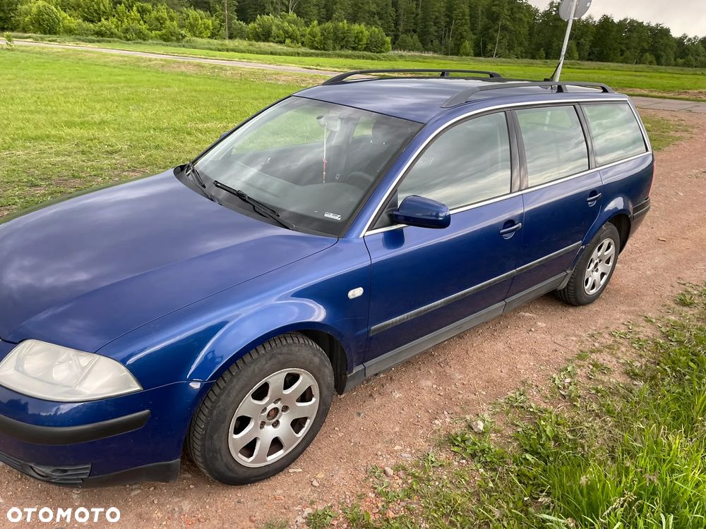 Volkswagen Passat 1.9 TDI Comfortline - 6