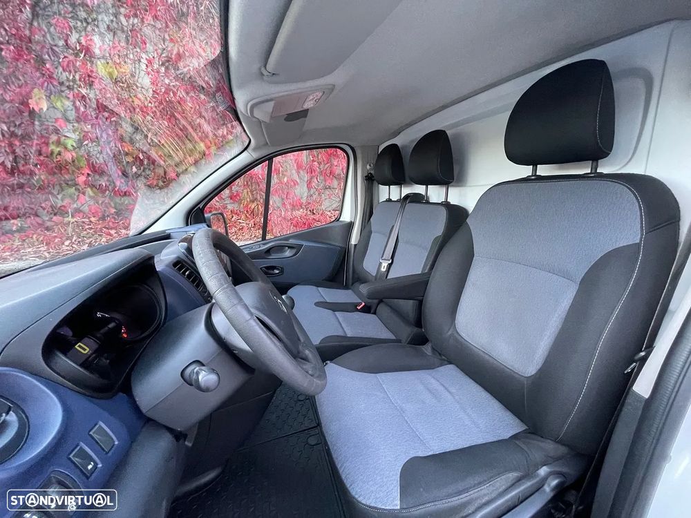 Opel Vívaro 1.6 CDTi 120HP 3L - 18
