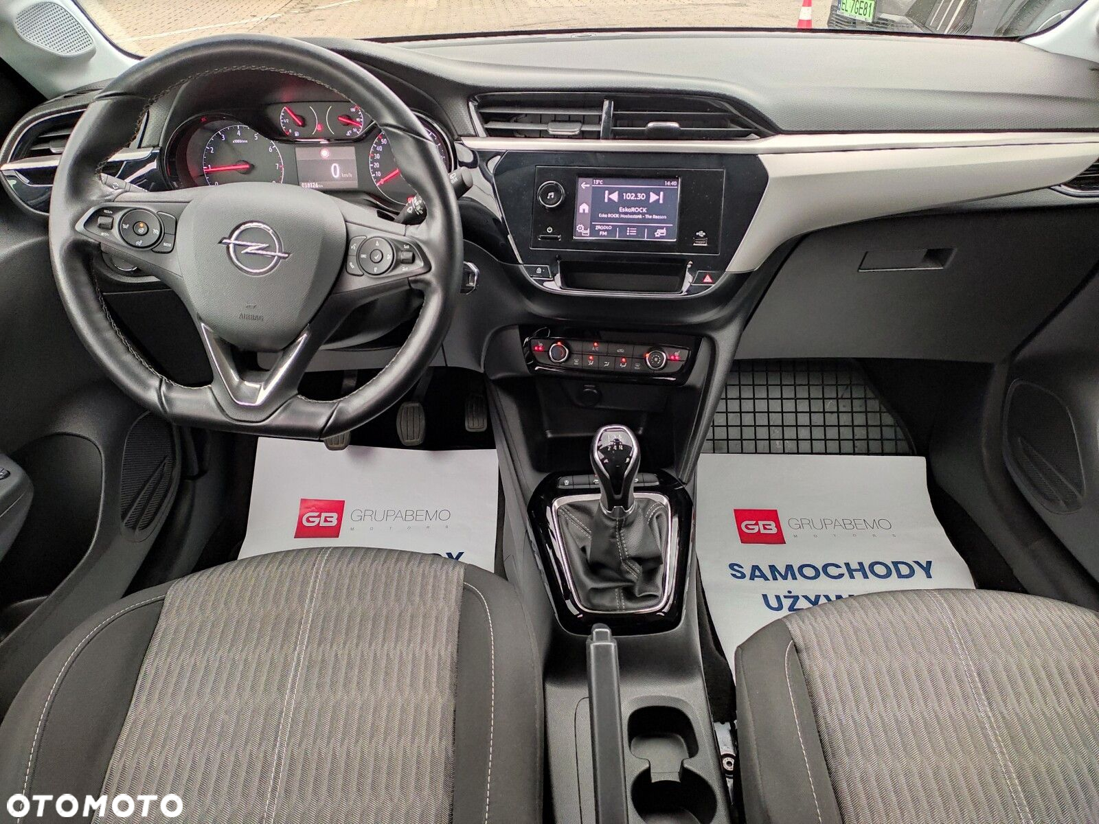 Opel Corsa 1.2 Business S&S - 20